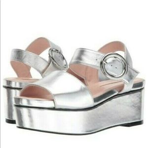 Avec Les Filles 'Audra' Leather Silver Sandals